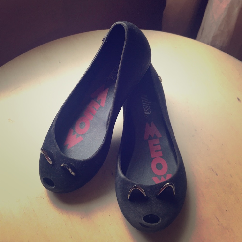 Melissa Ultragirl cat slip on shoes size 12
